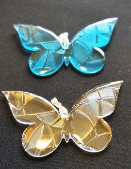 Schmetterling mit holografischem Effekt